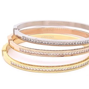 Armband med stenar
