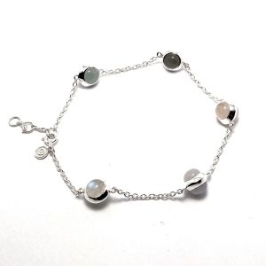 Armband HOLI – Ljusa stenar